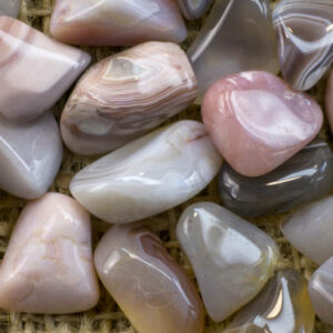 Agate rubanée grise