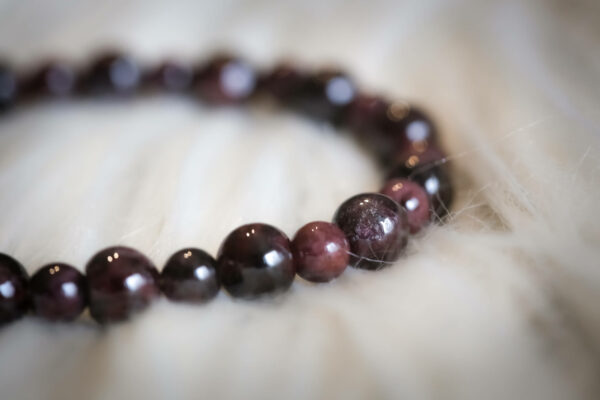 Bracelet grenat – Image 2