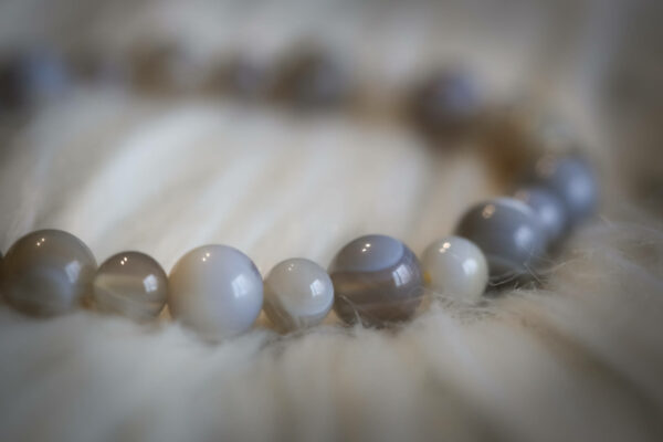 Bracelet agate rubanée grise – Image 2