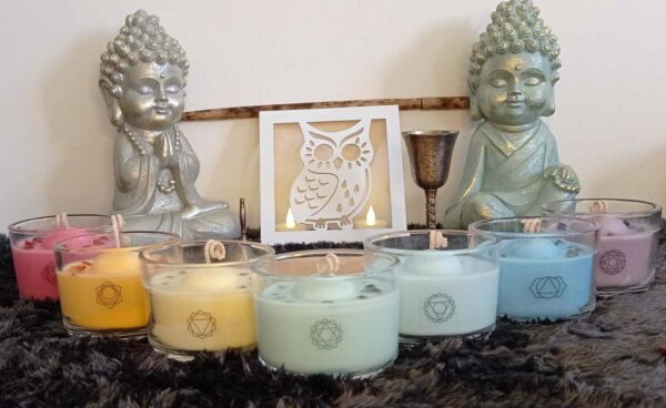 Bougies chakras et pierres
