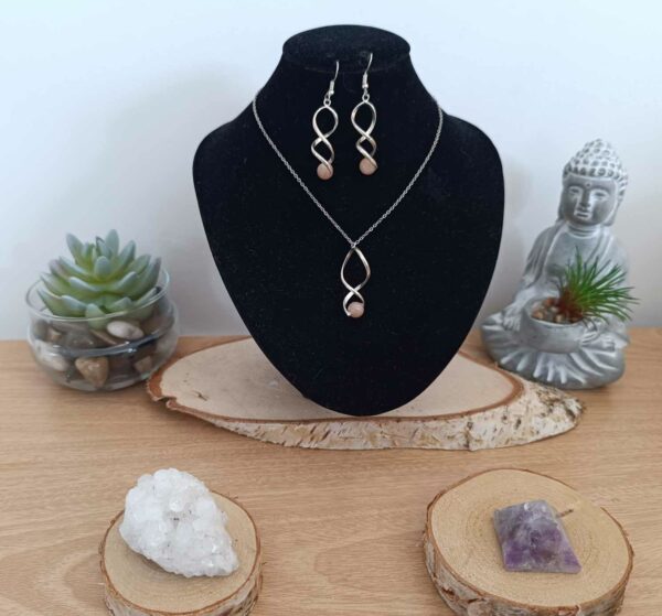 Collier et boucles d'oreilles
