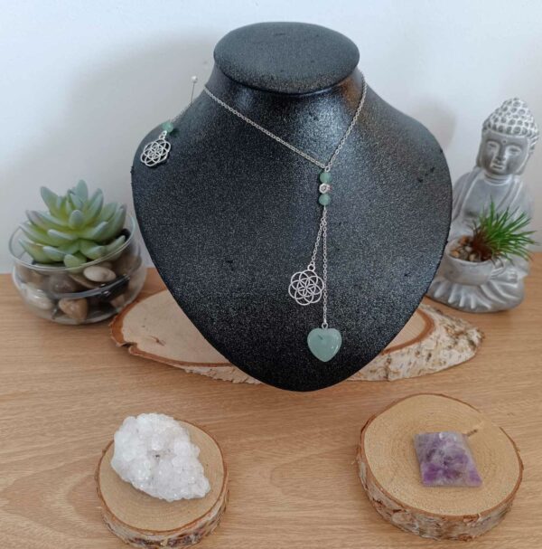 Collier cœur en aventurine et fleur de vie
